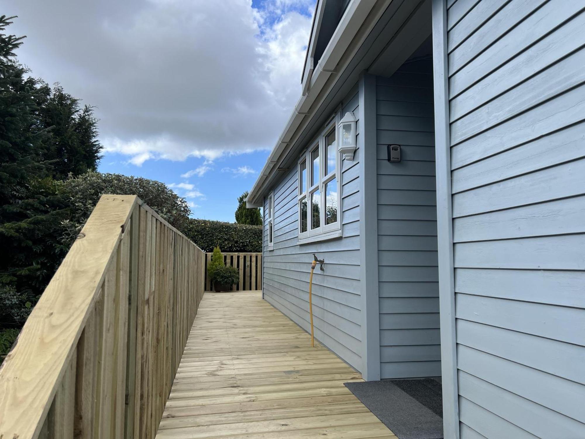 Holly Blue - Cosy Wooden Kippford *