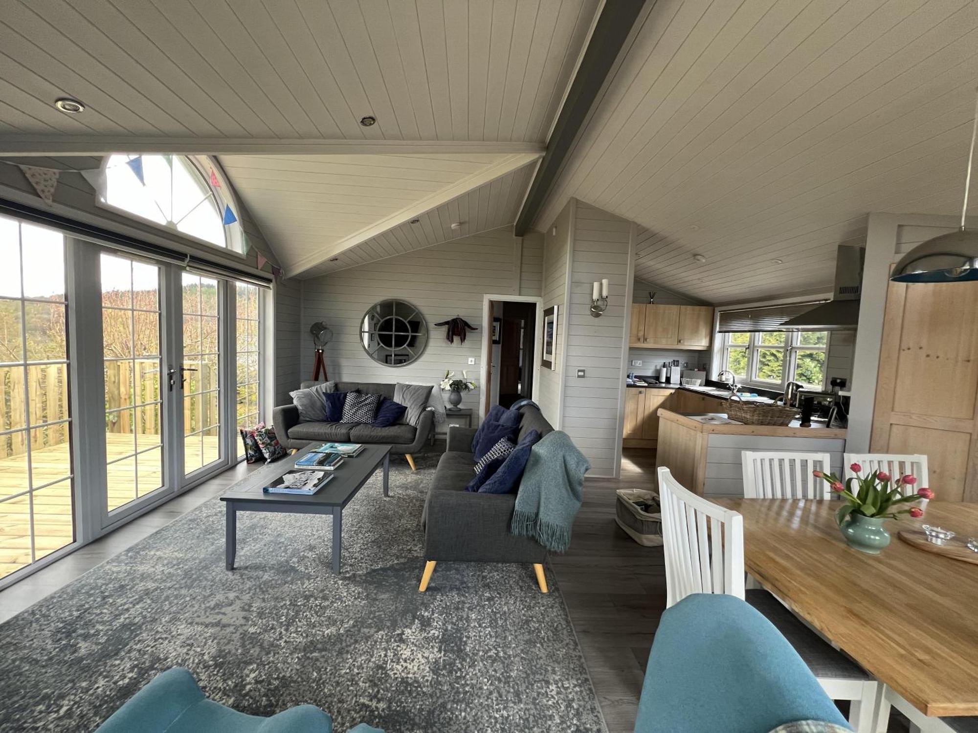 Holly Blue - Cosy Wooden Kippford Holiday home